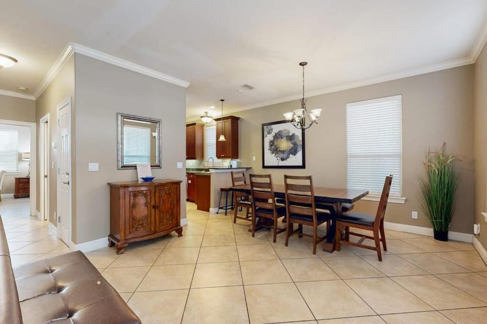 Nautical home in gated community with pool hot tub & beach access House in Destin