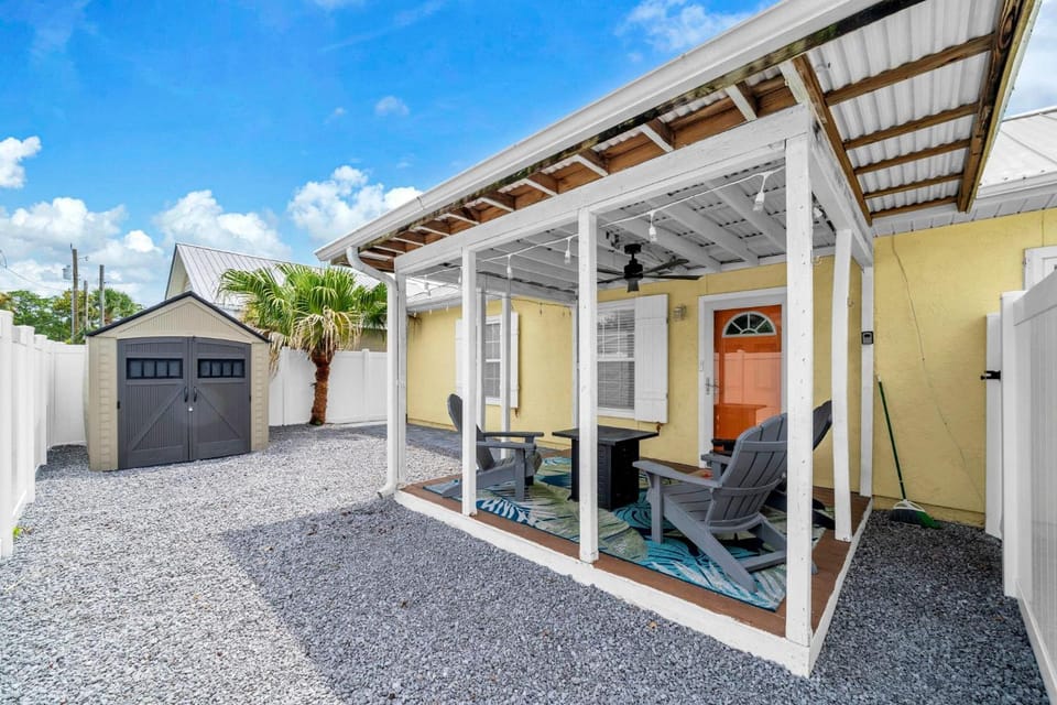 Laguna Breeze Retreat House in Laguna Beach