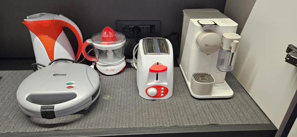 Coffee/tea facilities