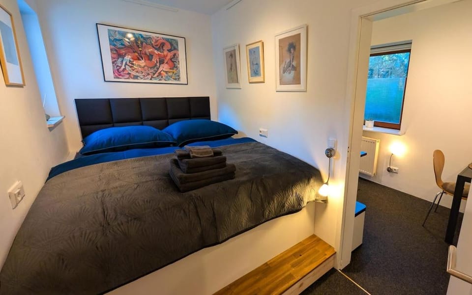 Traumwohnung in der Galerie, Kunst, Garten, Pool Apartment in Lower Saxony, Germany