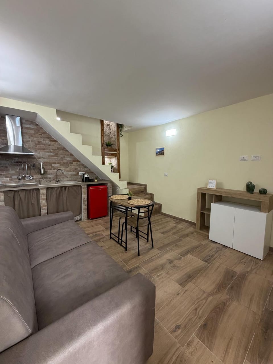 Living room, kitchen