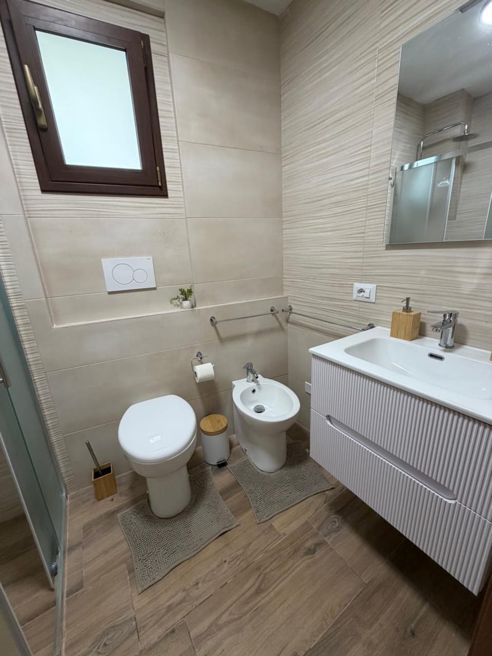 Shower, Toilet, Bathroom, bidet