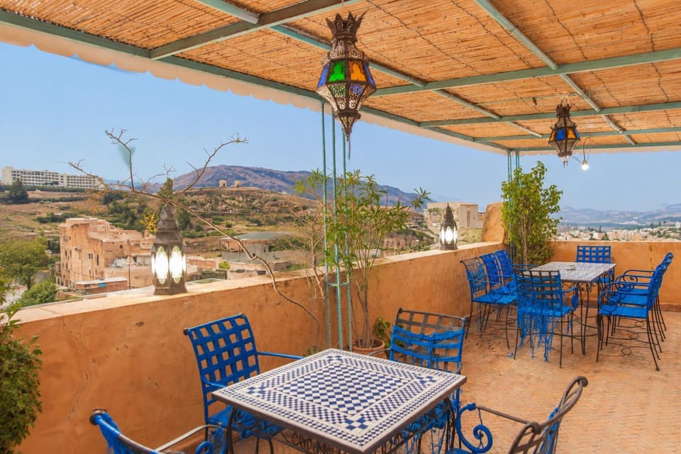 Patio, Day, Natural landscape, View (from property/room), Balcony/Terrace, Dining area, Mountain view
