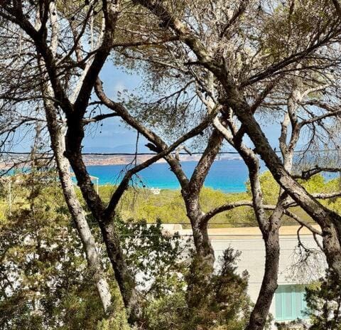 Finca de charme avec piscine Es Calo Villa in Formentera