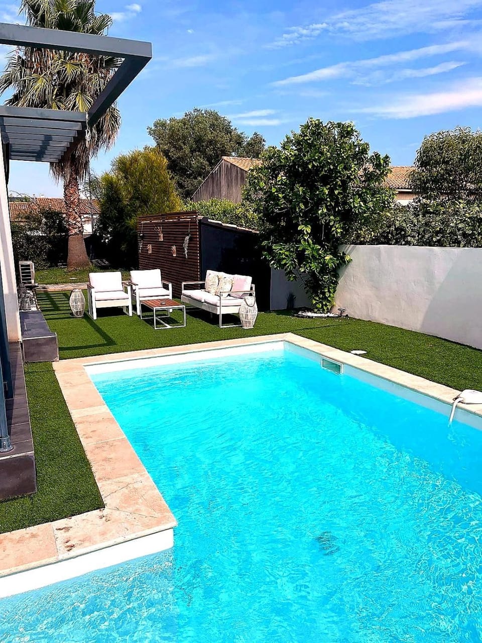Villa with pool for 8 people, near beaches & Montpellier Villa in Lattes