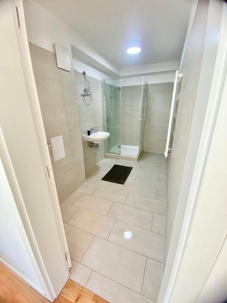 Apartment with Terrace & Free Parking Apartment in Vienna