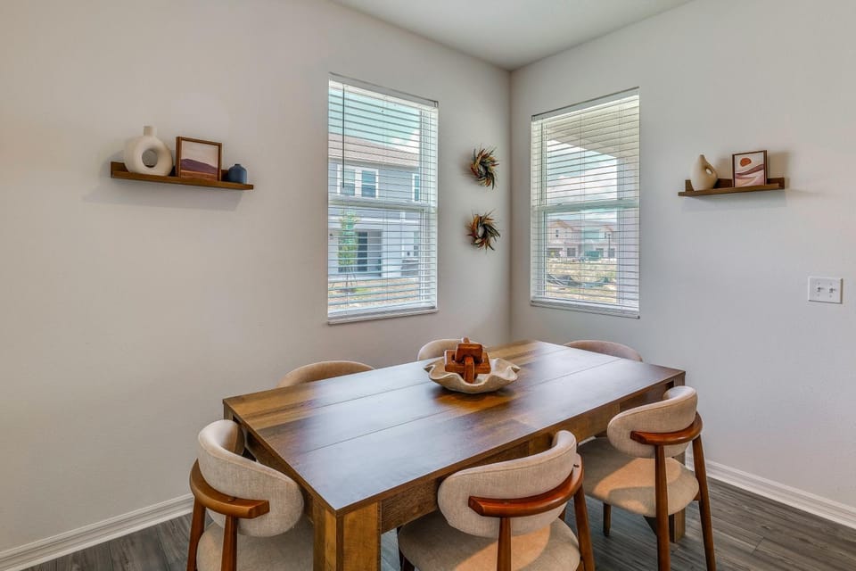 Modern Dundee Townhome Near Lakes & Legoland! House in Dundee