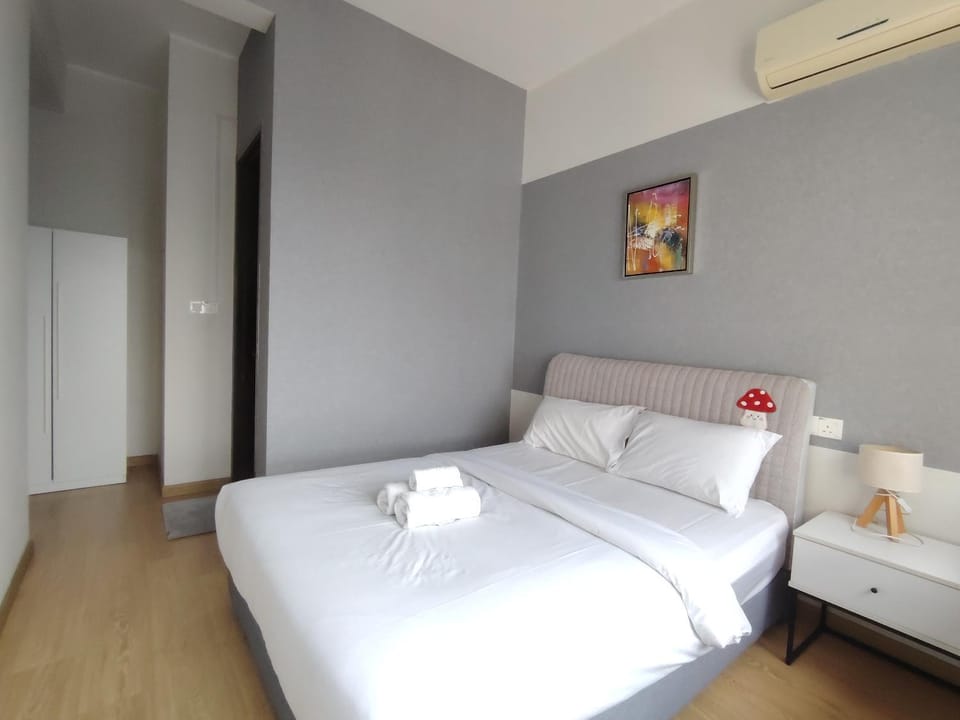 Bedroom, wardrobe
