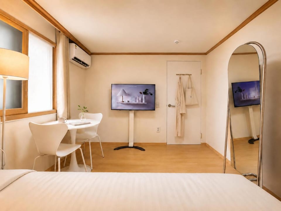 Sadanghae - Sunny 3BR Home in a Quiet Residential Area, 10 Minutes from Gangnam Apartment in Seoul