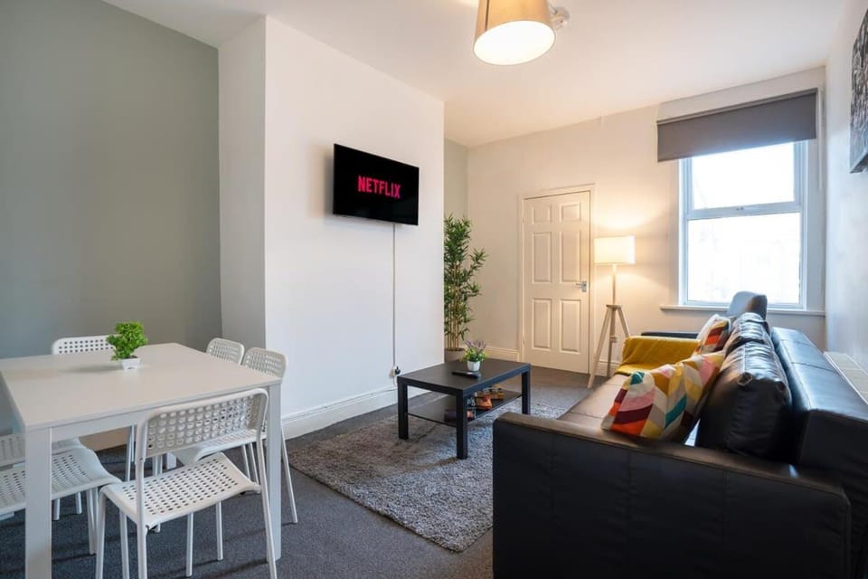 Parking - Contractors Stays - 10 mins to Freeman Hospital Apartment in North Tyneside District