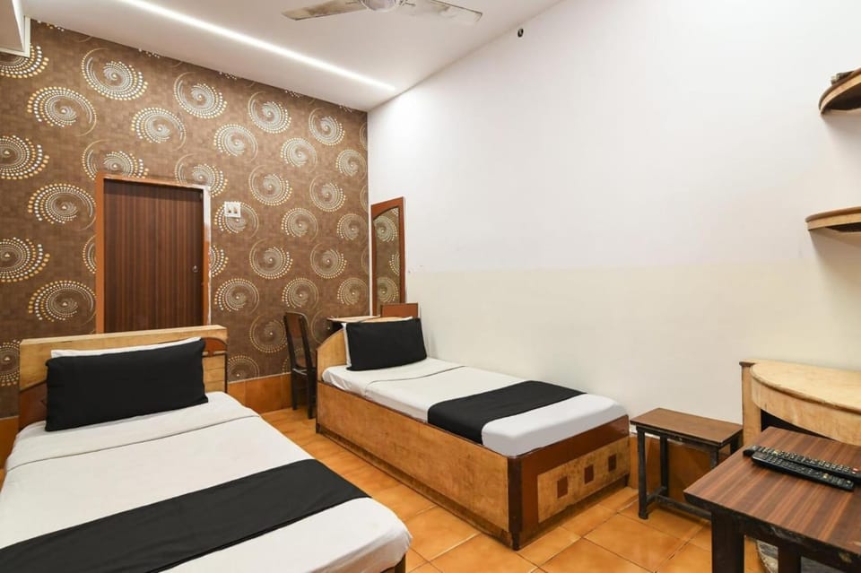 Bedroom, air conditioner