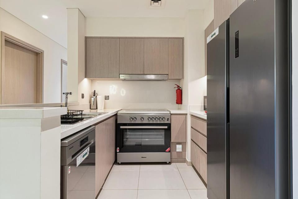 Stylish and Vibrant 3 Bedroom Apartment in Downtown Apartment in Dubai