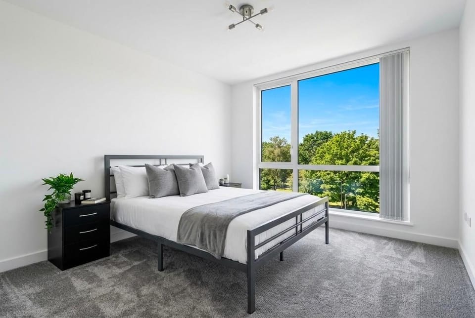 Modern Birmingham Flat with Free Parking Apartment in Birmingham