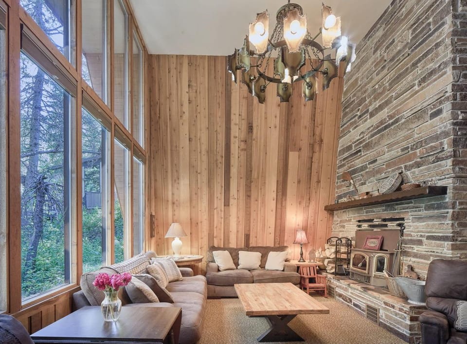 Stewart Homestead by Xquisite Rentals House in Sundance