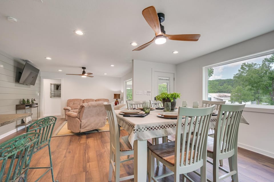 Bring Your Boats! Waterfront Retreat on PK Lake House in Possum Kingdom Lake