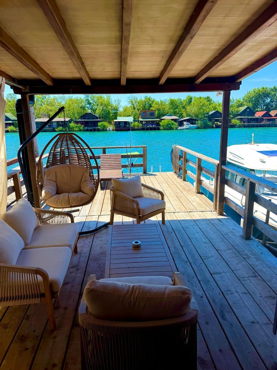 River Mavric House in Ulcinj Municipality