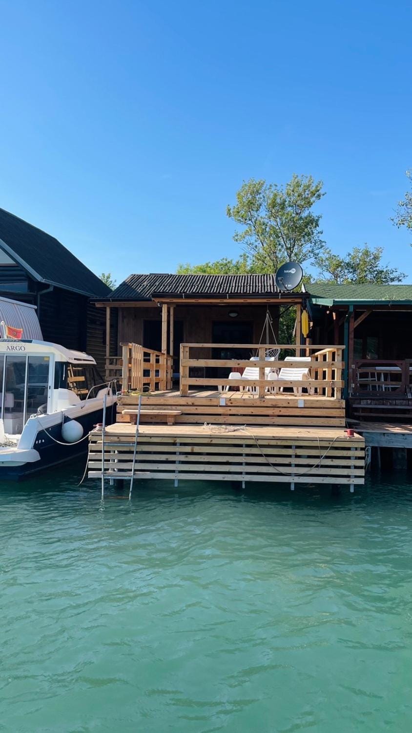 River Mavric House in Ulcinj Municipality