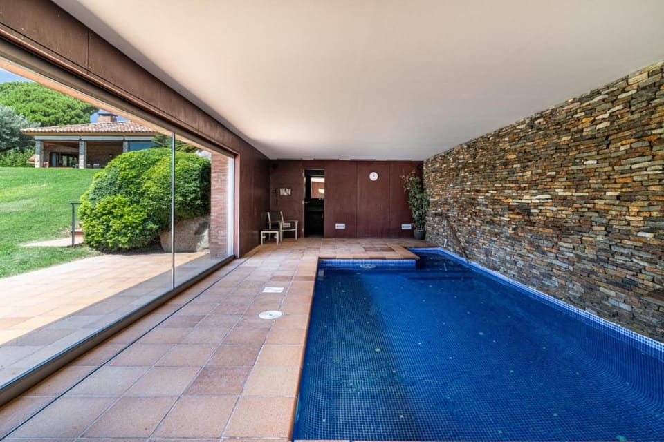 Mediterranean Sea & Golf Paradise Villa in Maresme