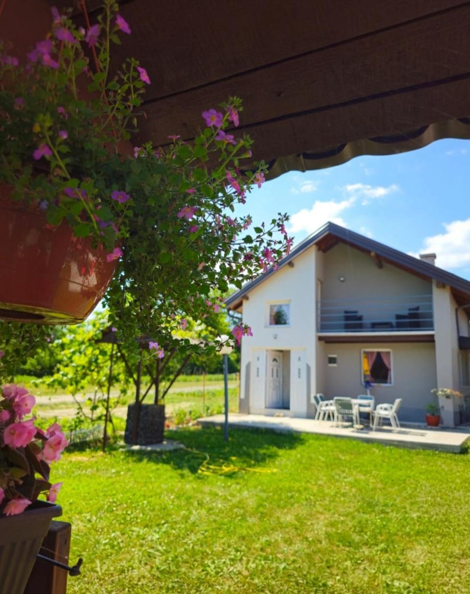 Vikendica Stanković House in Bosnia and Herzegovina