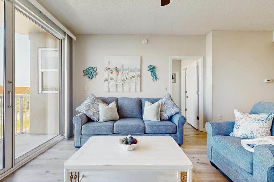 Gorgeous multi unit two full kitchens sound view and shared pool House in Okaloosa Island