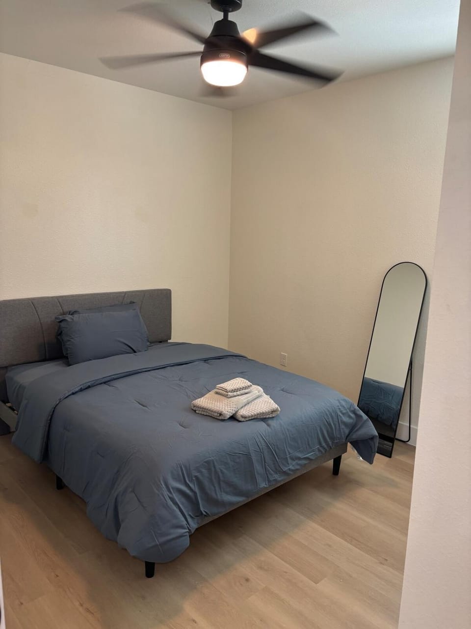 Modern home away from home! Apartment in Houston