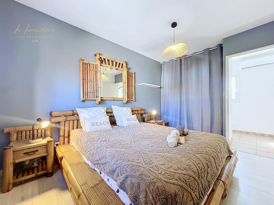La Détente - Les Pieds dans l'eau, 3 chambres, 6 personnes, Jardin, Plage Apartment in Marignane