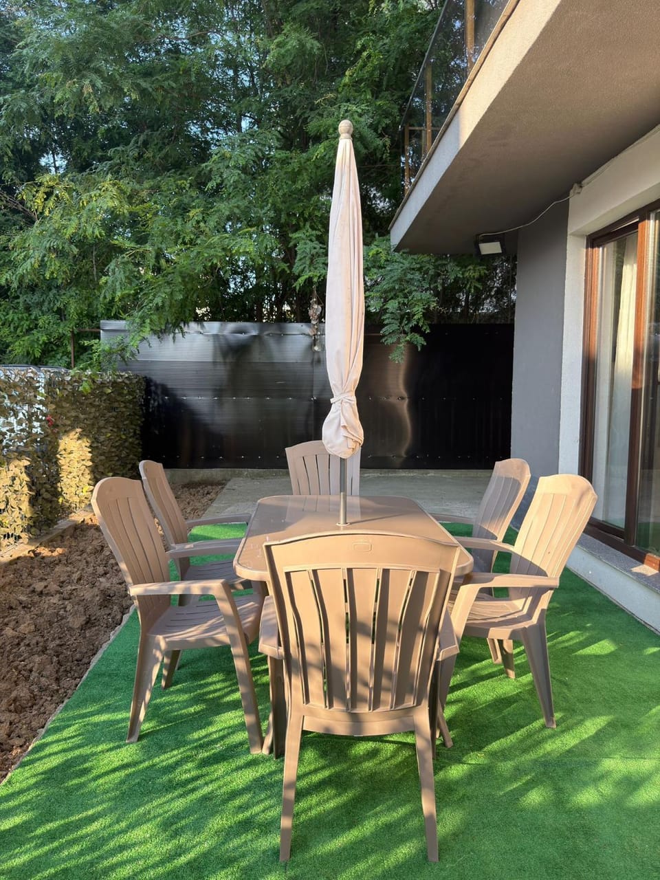 Garden, Balcony/Terrace