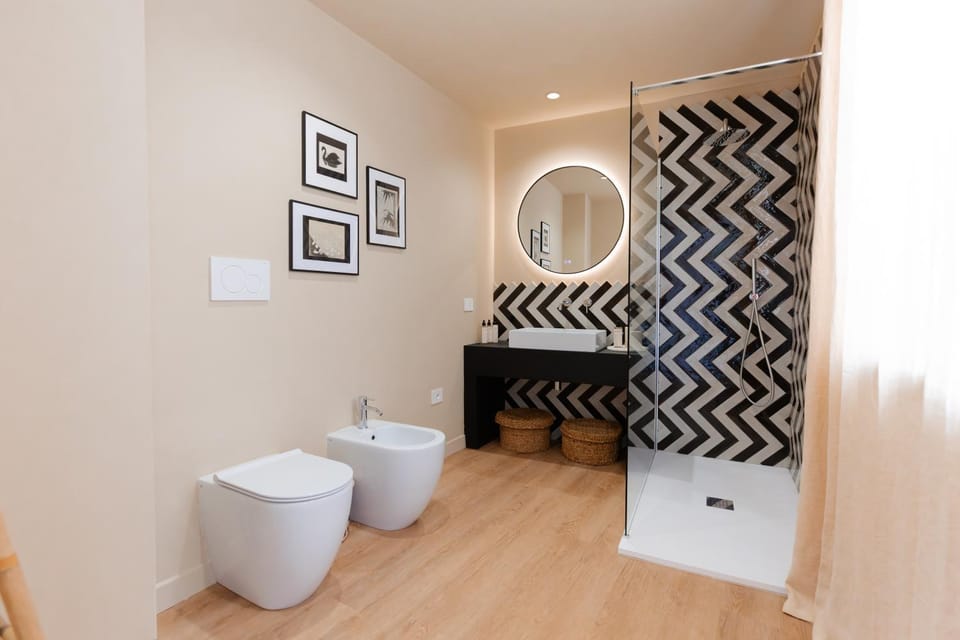 Shower, Bathroom