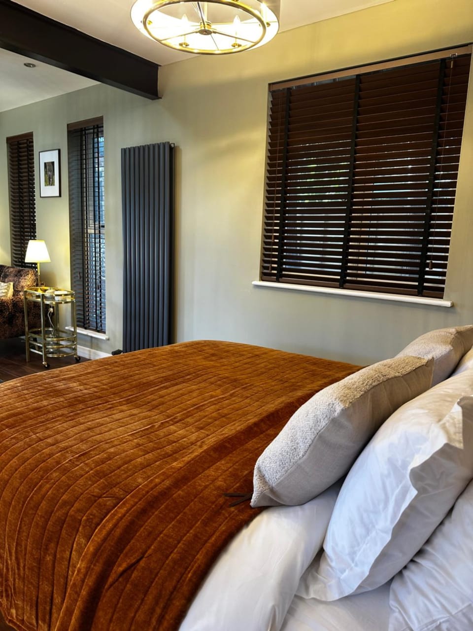 Tree Top & Bluebell Cottages Apartment in East Grinstead