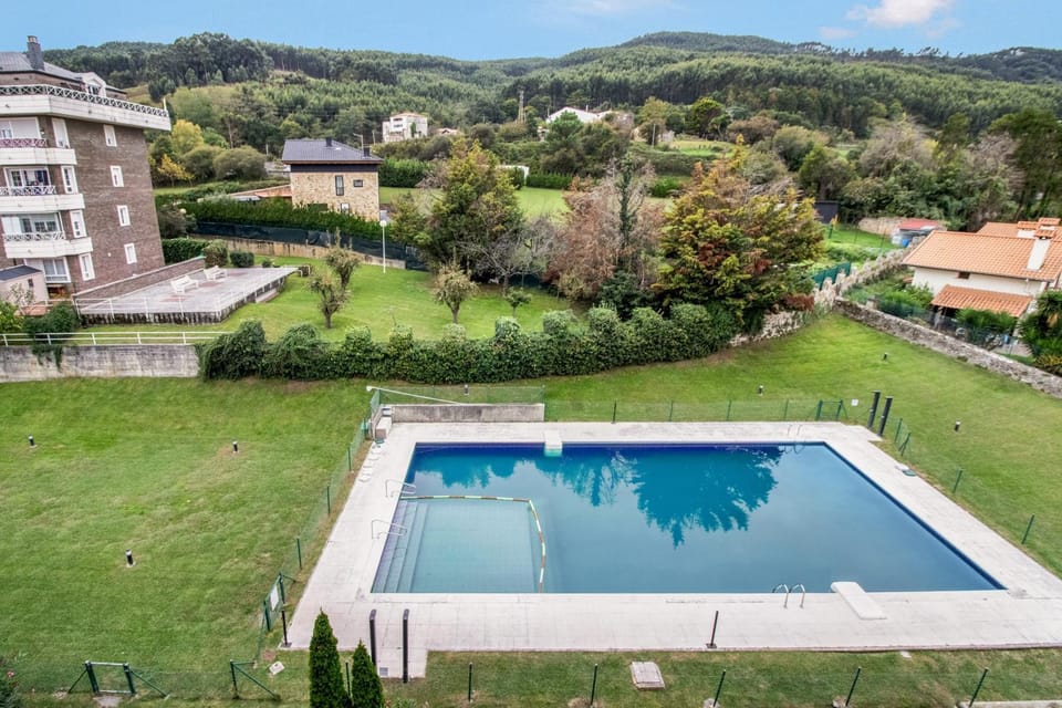 Property building, Swimming pool
