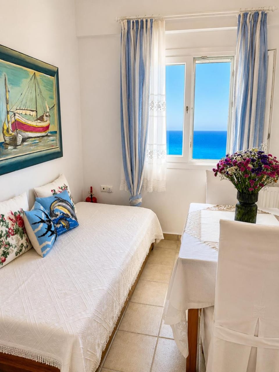 Living room, Sea view