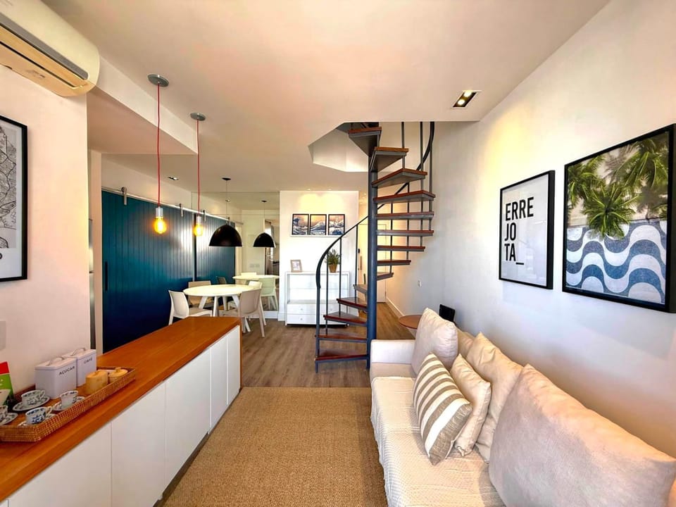 Leblon Luxury Penthouse with Pool - Two Bedrooms Apartment in Rio de Janeiro