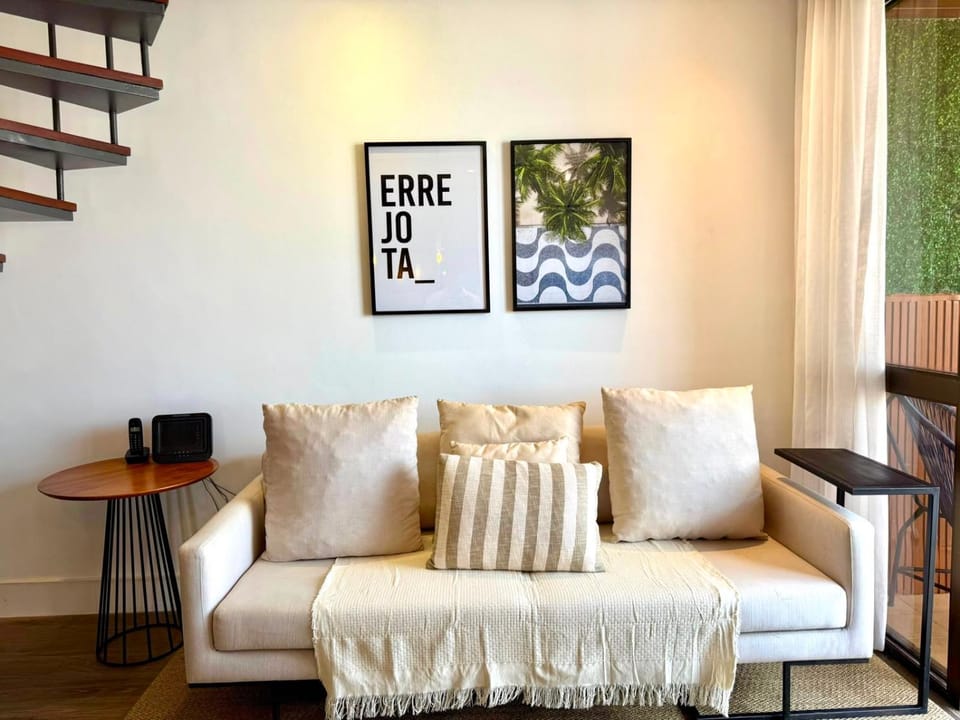 Leblon Luxury Penthouse with Pool - Two Bedrooms Apartment in Rio de Janeiro