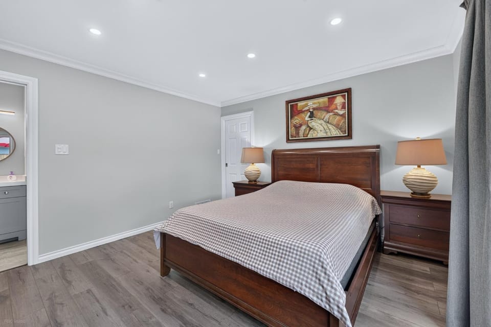 Bed, Bedroom