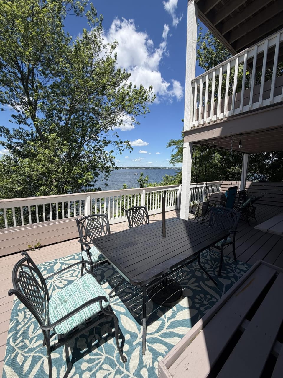 Charming Oceanfront Beach House in East Providence House in East Providence
