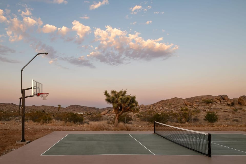 Cloud Canyon Secluded Oasis & Breathtaking Views House in Yucca Valley