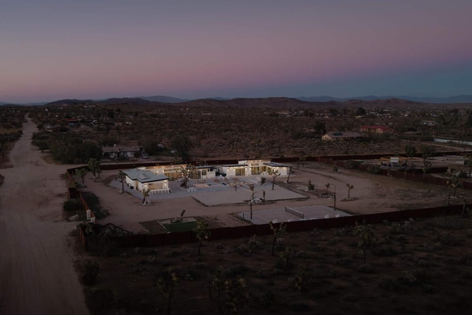The Sandhouse in the Desert House in Yucca Valley