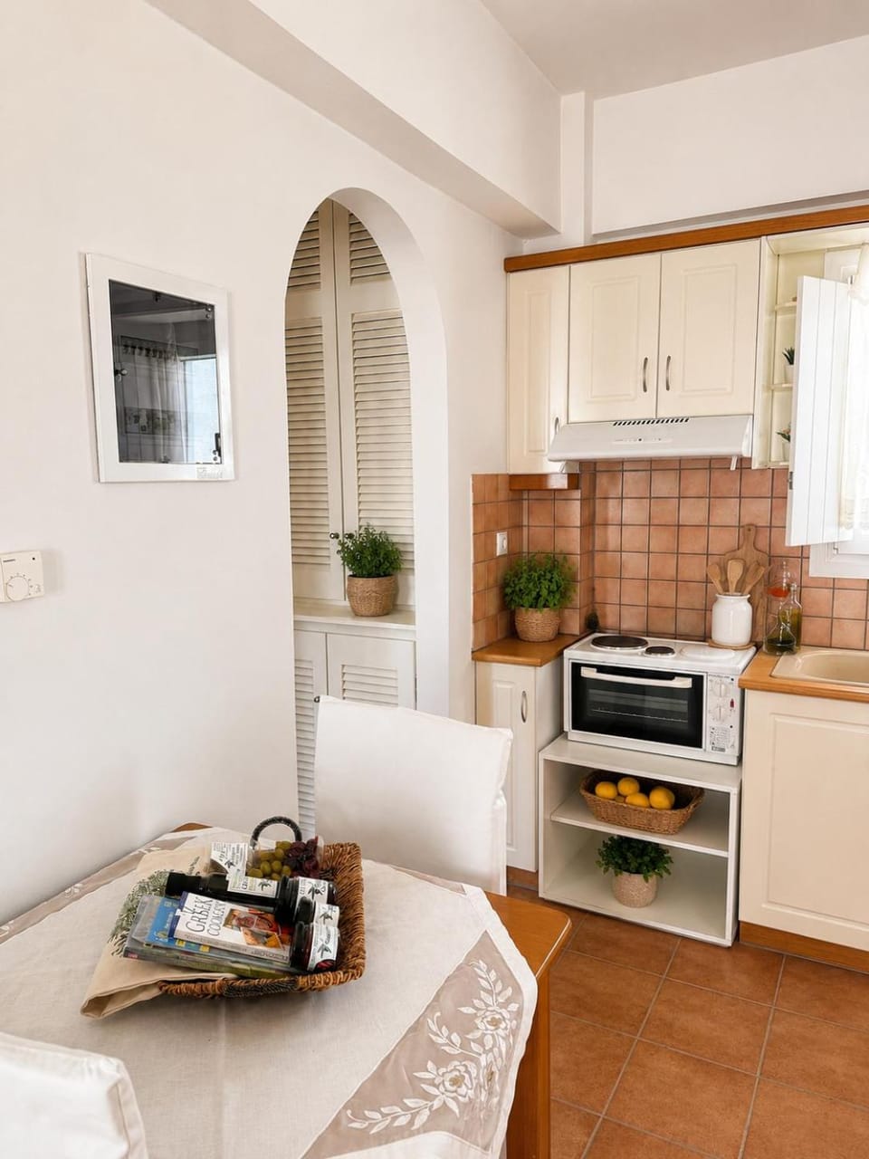 Kitchen or kitchenette, kitchen, kitchen