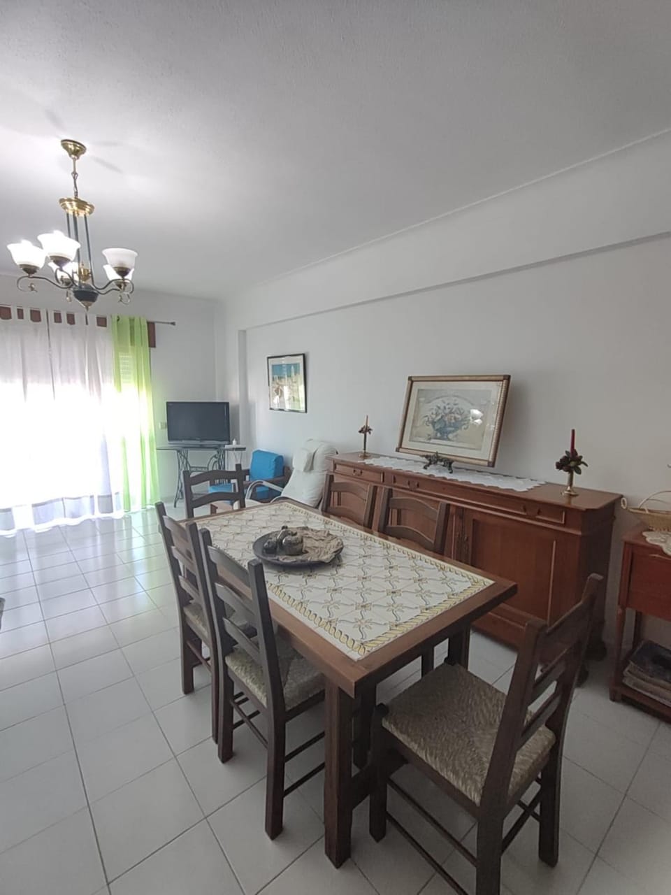 Communal lounge/ TV room, Living room