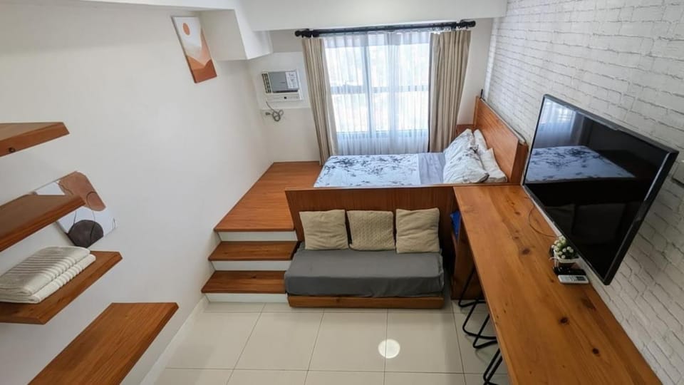 Cebu City Studio Unit, w Pool & Gym Access Apartment in Lapu-Lapu City