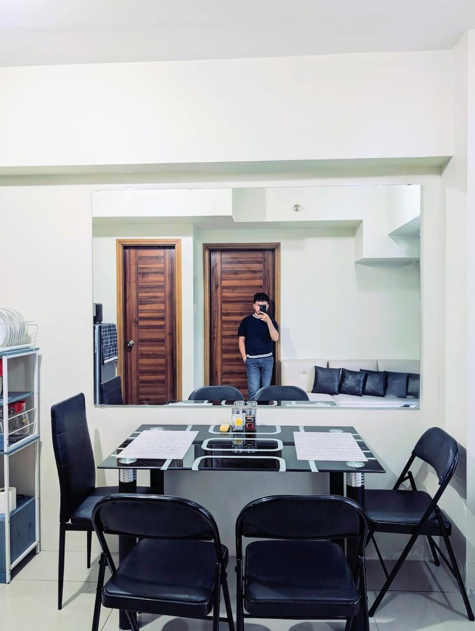 Cebu City 1-BR w Balcony, Pool & Gym Access Apartment in Lapu-Lapu City