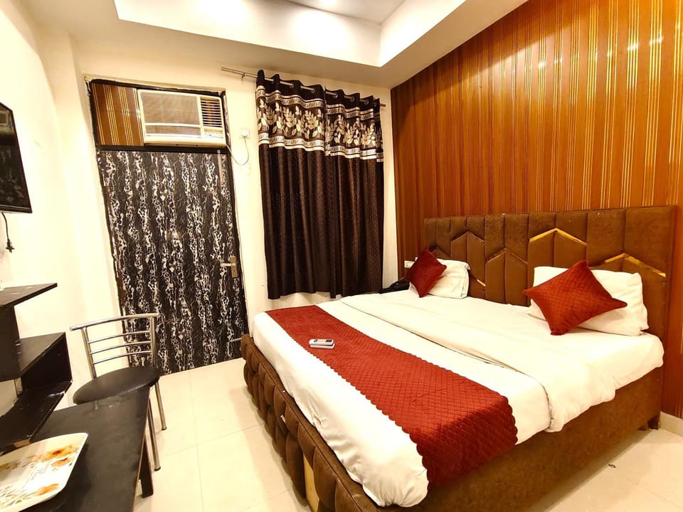 Hotel Garan place insnapper Near Delhi University Hotel in Delhi