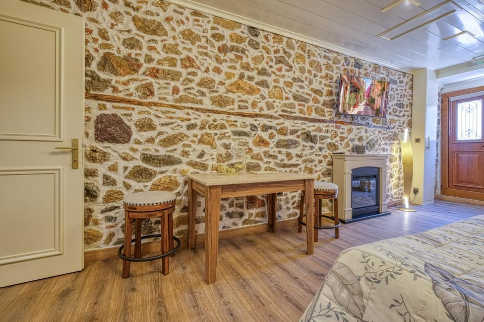Pietra Grand Suite Apartment in Nafplion