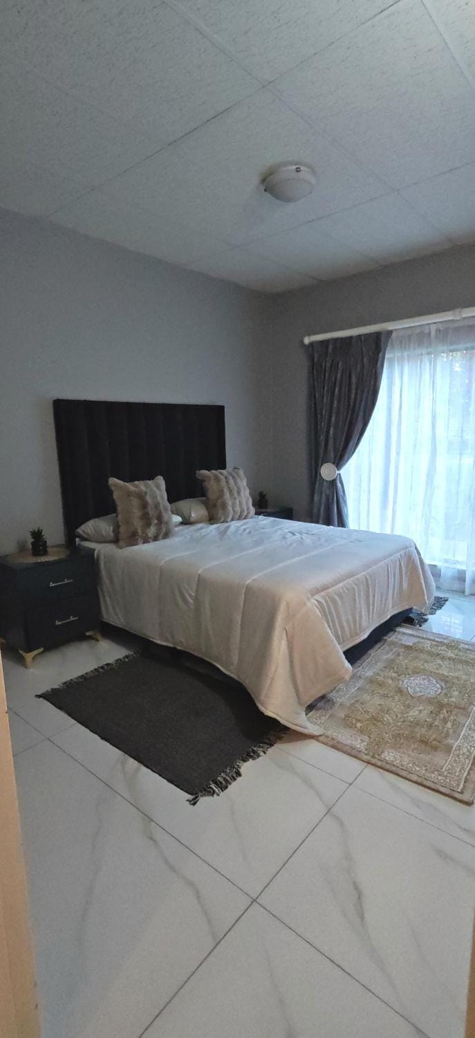 Peaceful Stay - Family Deluxe Bed and Breakfast in Gauteng