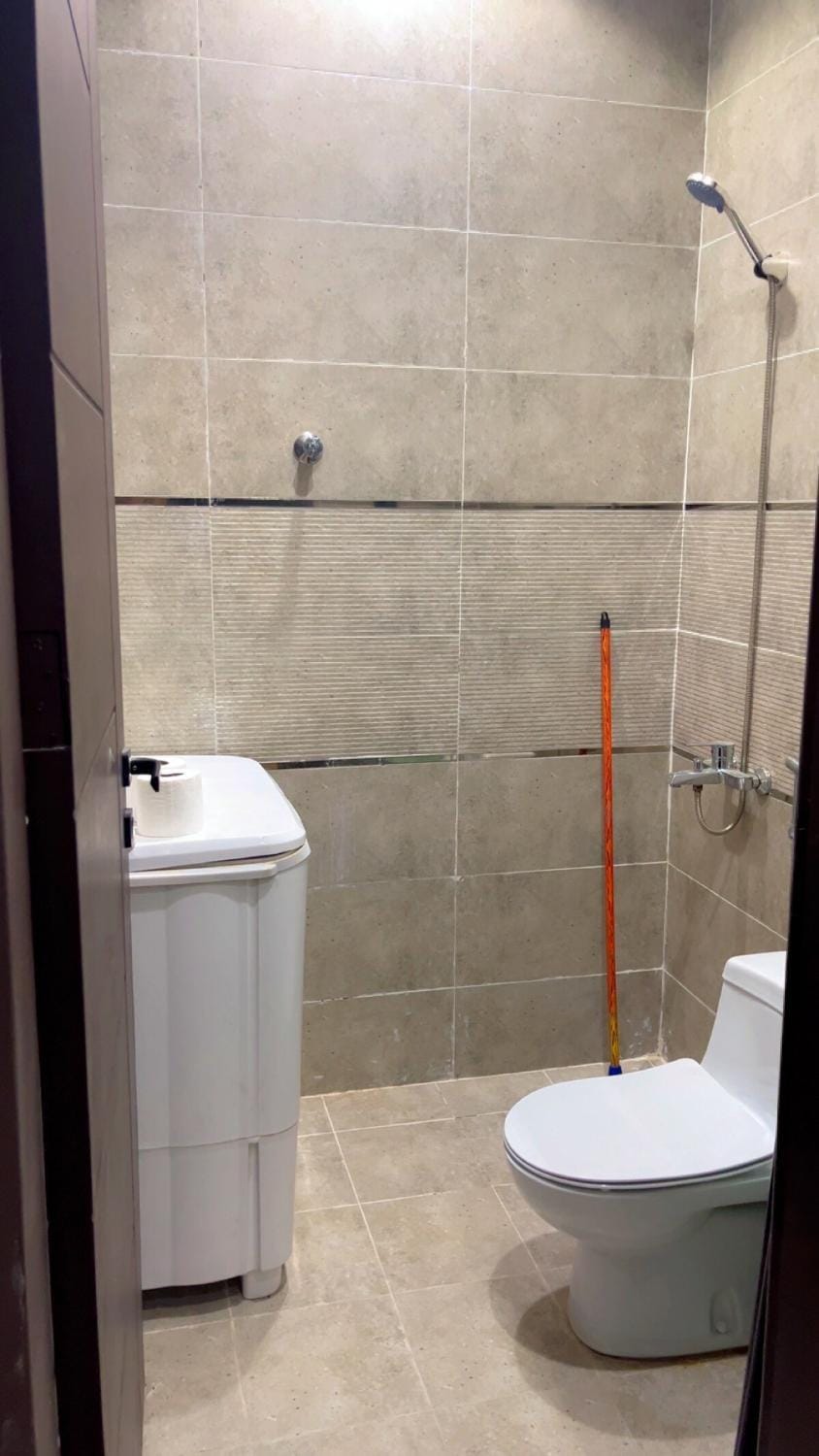 غرفة وصالة جانب ممشى البديع وقرب الراشد مول أبها Apartment in Saudi Arabia