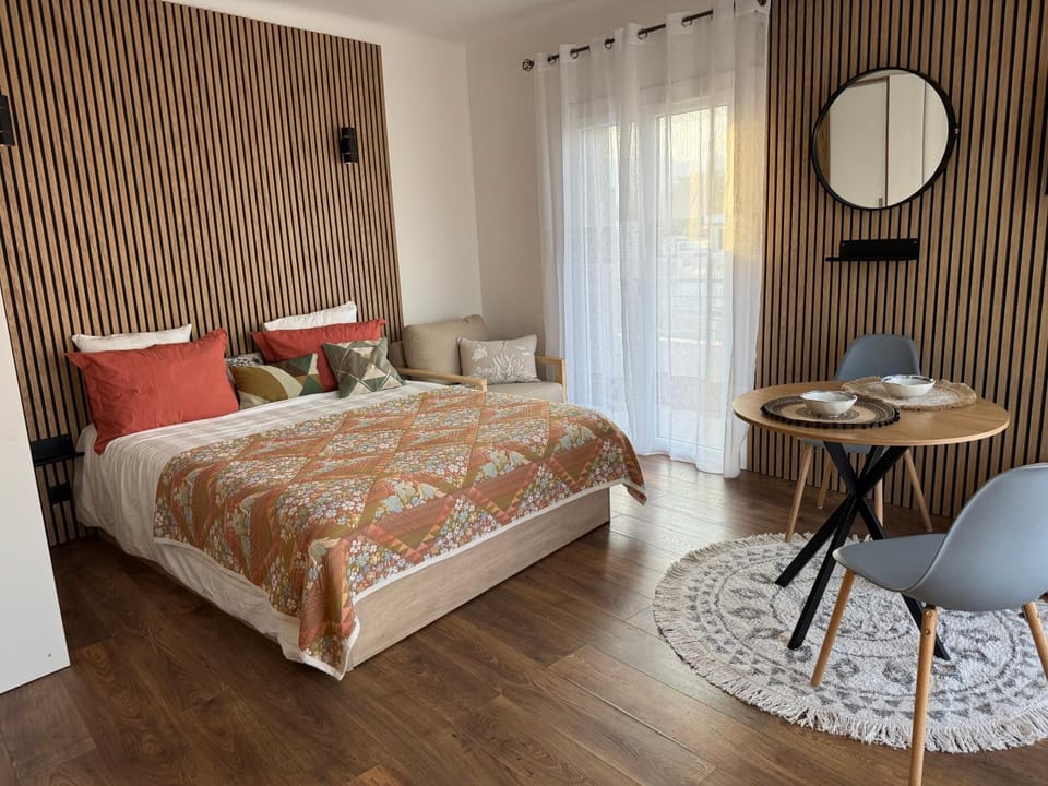 Studio proche plage et Hippodrome Cagnes-sur-Mer Apartment in Cagnes-sur-Mer