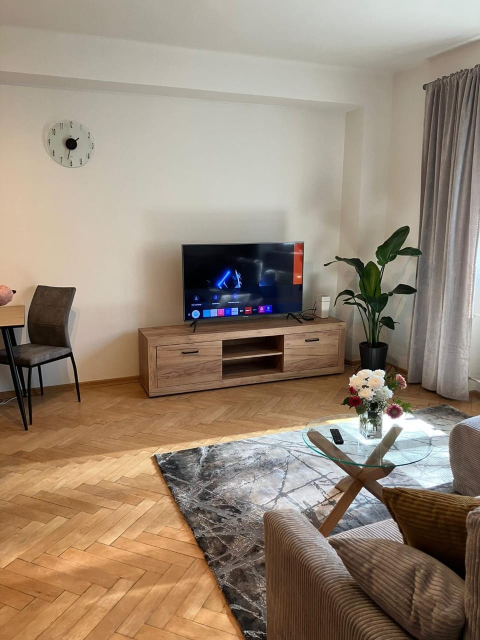 TV and multimedia, Living room