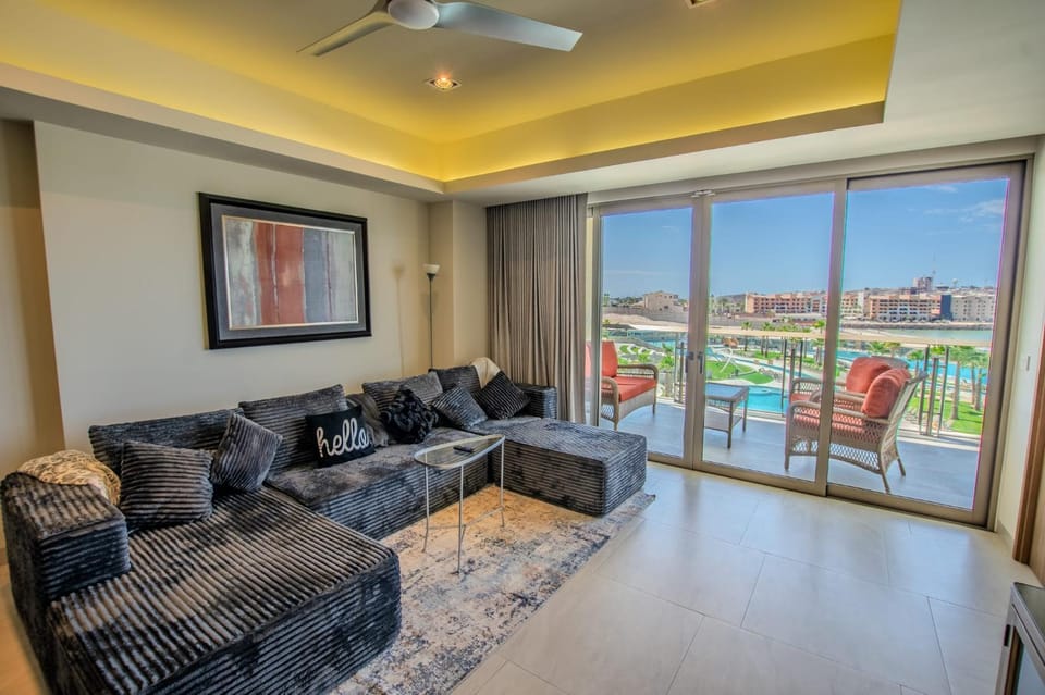 TV and multimedia, Balcony/Terrace, Living room