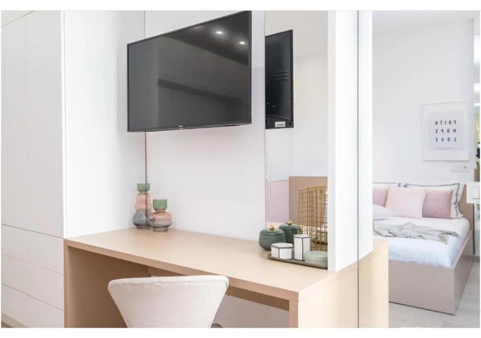 Central Apartment Cismigiu Your Home Away from Home Apartment in Bucharest