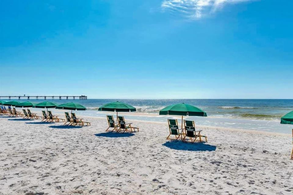 4th-floor beach-chic condo at waterscape - waterfall & lazy river House in Okaloosa Island
